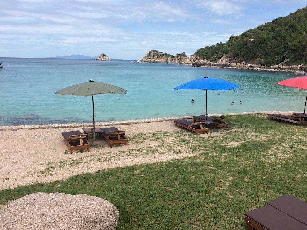 Aow Grand Hill Resort 2*