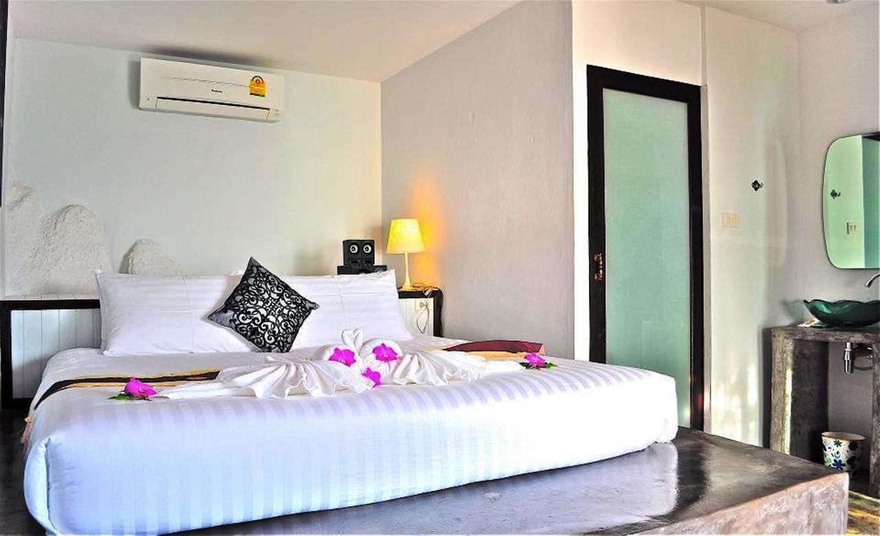 Resort The Bay & Restaurant 3*