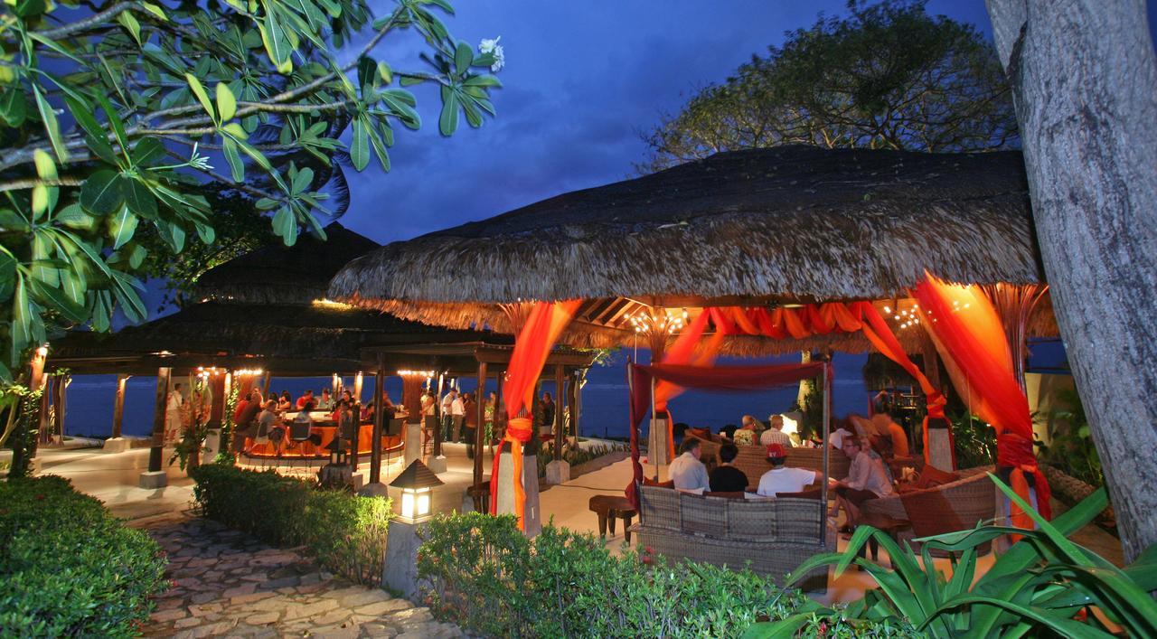Coral Bay &