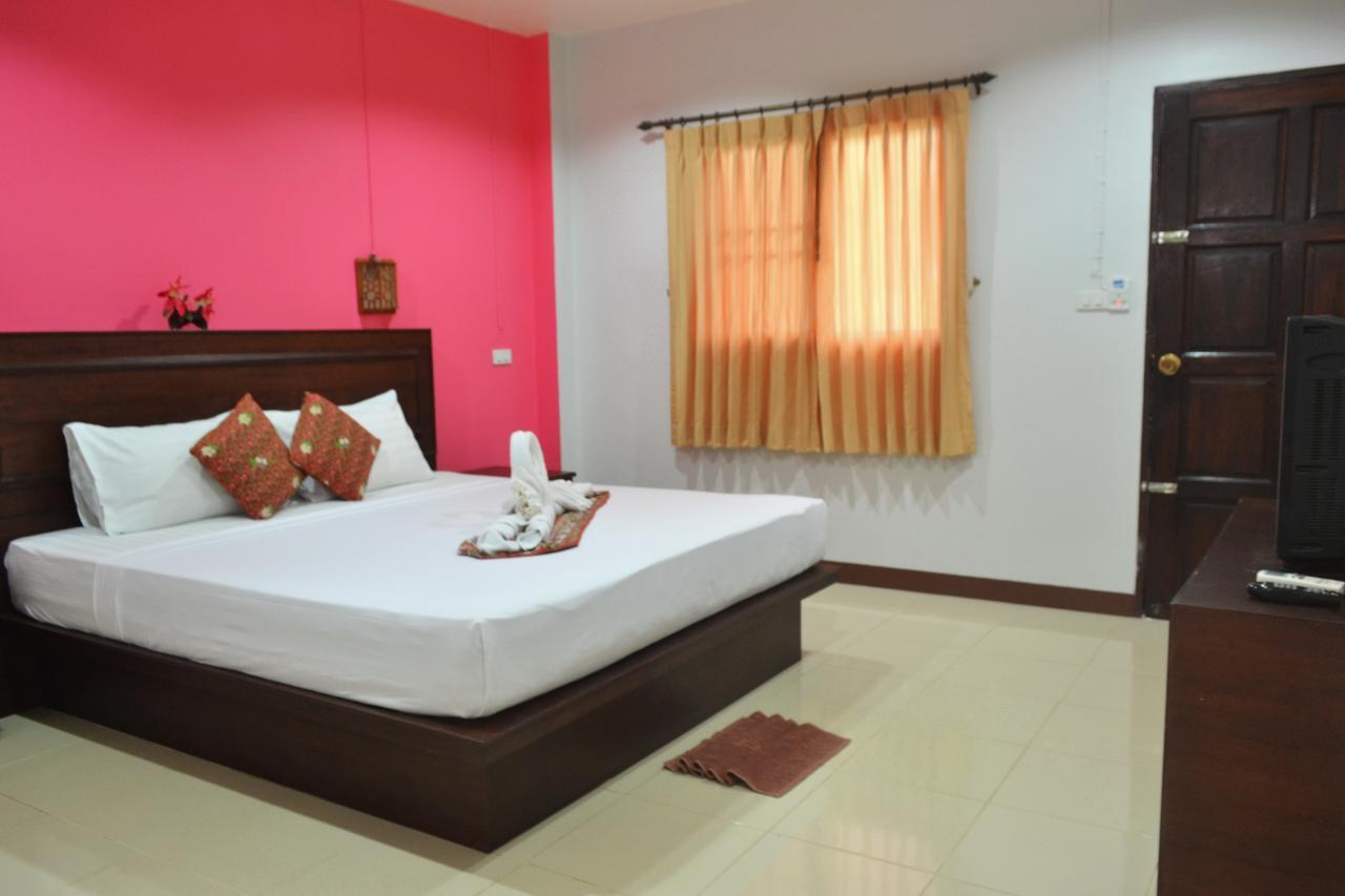 Lanta Arrow House