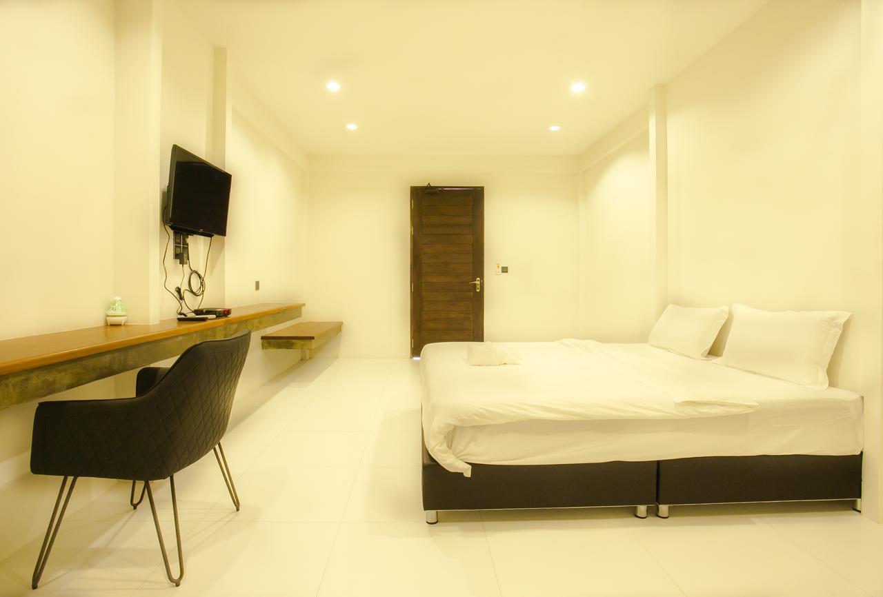 Hostel At Samui (adults Only) *