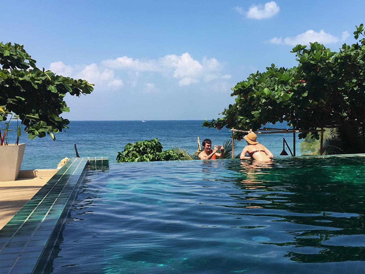 West Coast Beach Resort