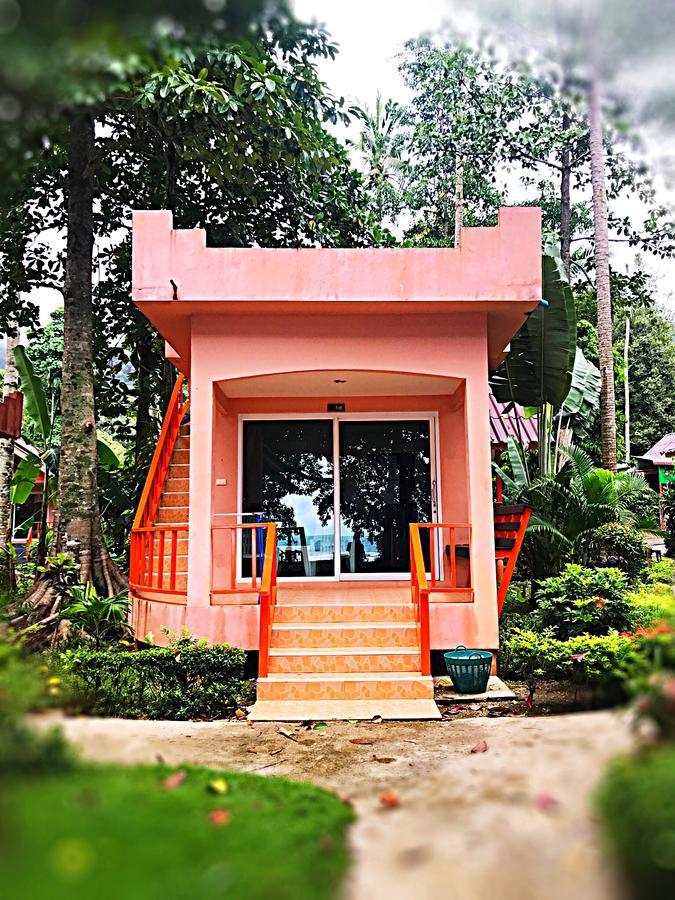 Sea Flower Resort