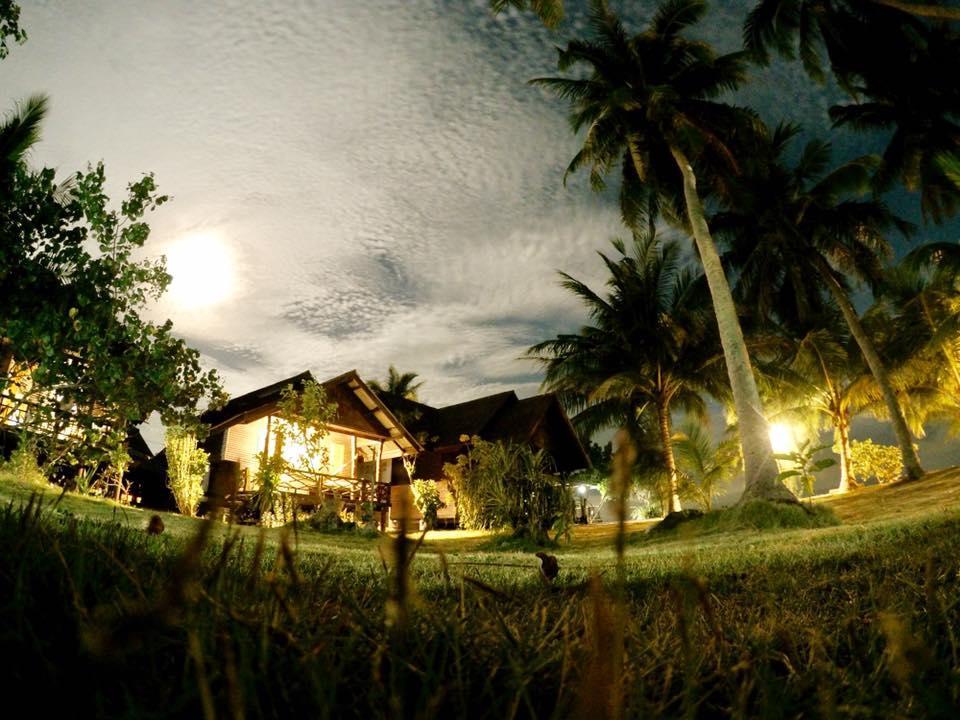 Lee Garden 2*