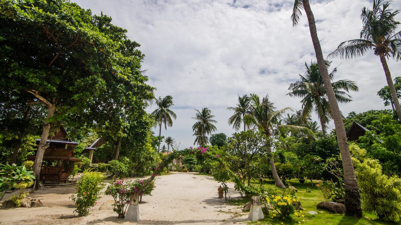 Tropicana Khophagan Hotel *
