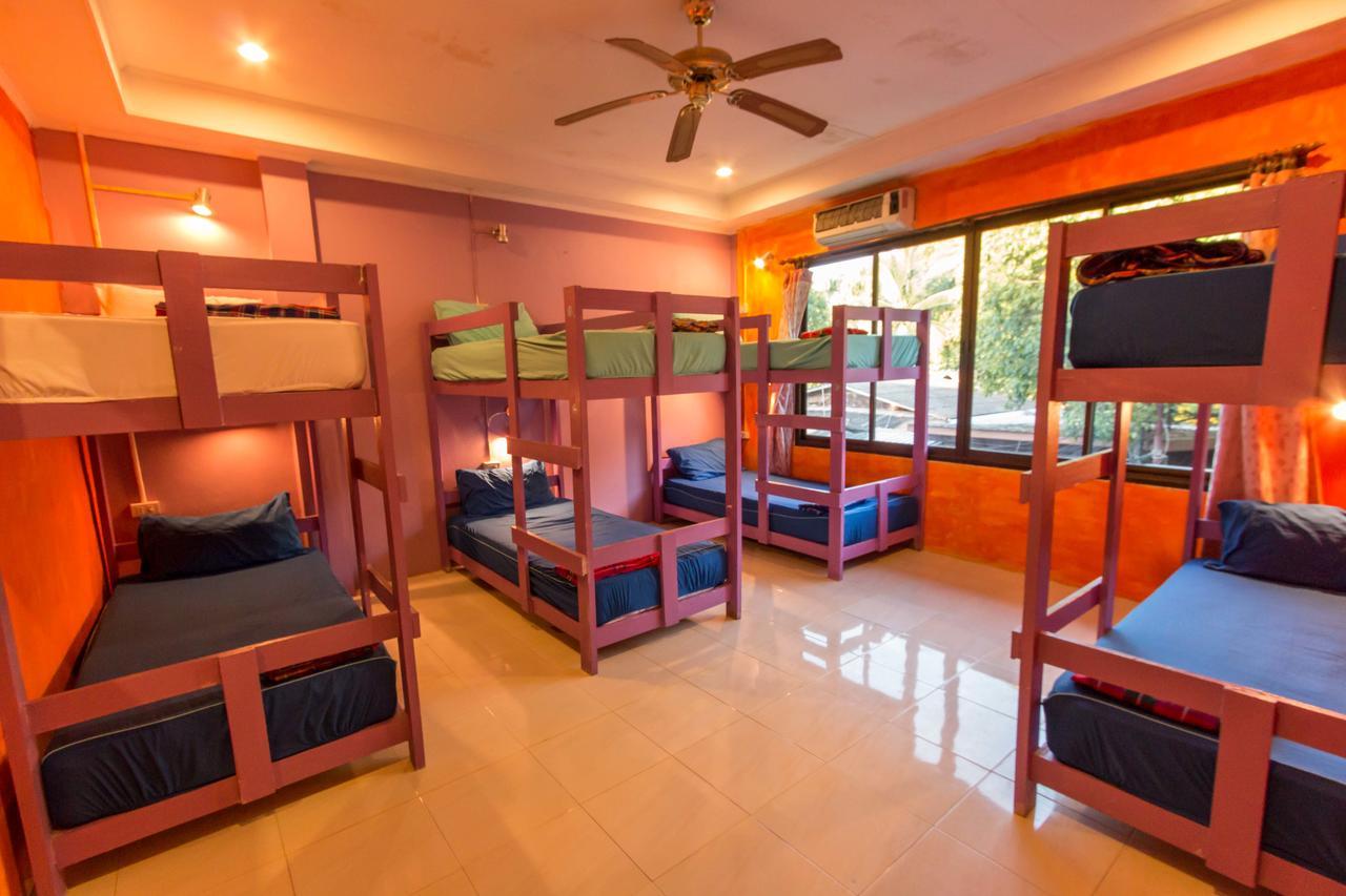 Hostel Goodtime Beach *