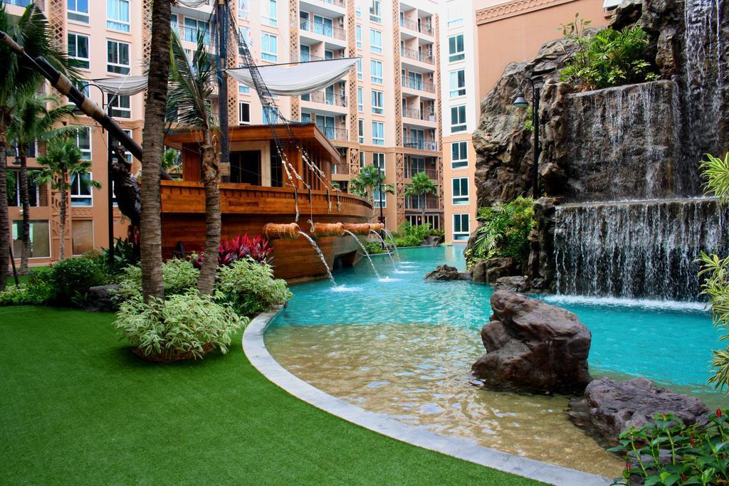 Atlantis Pattaya By Lj