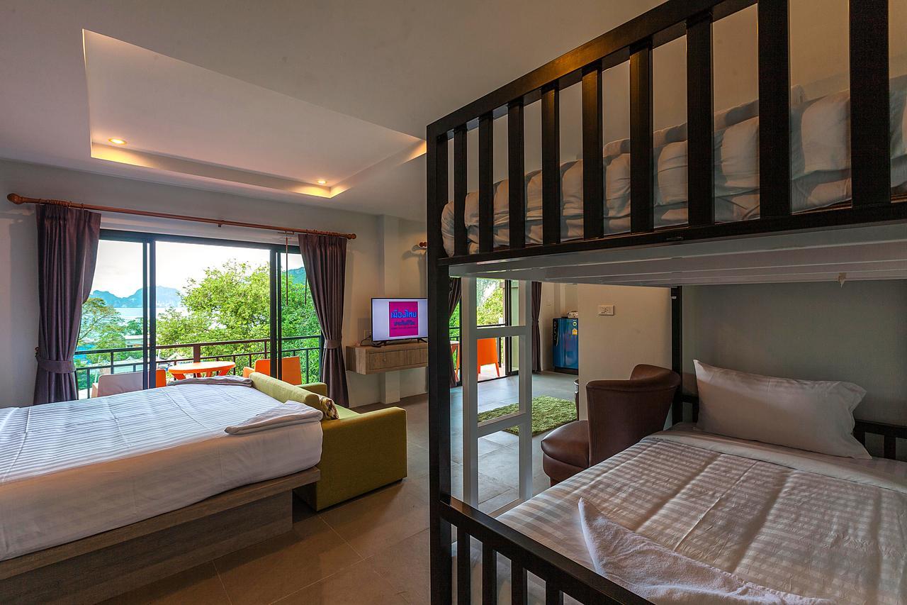 Resort View 3*