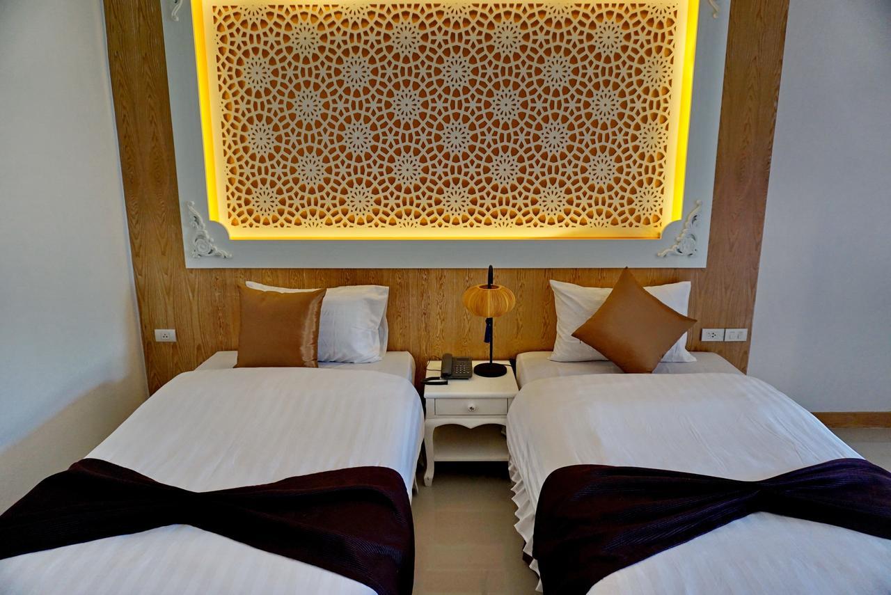 Hotel Triple Three