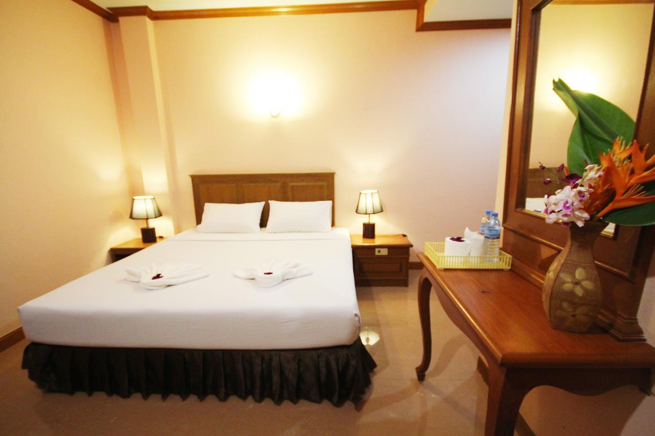 Hotel Lanta Sabai & 3*