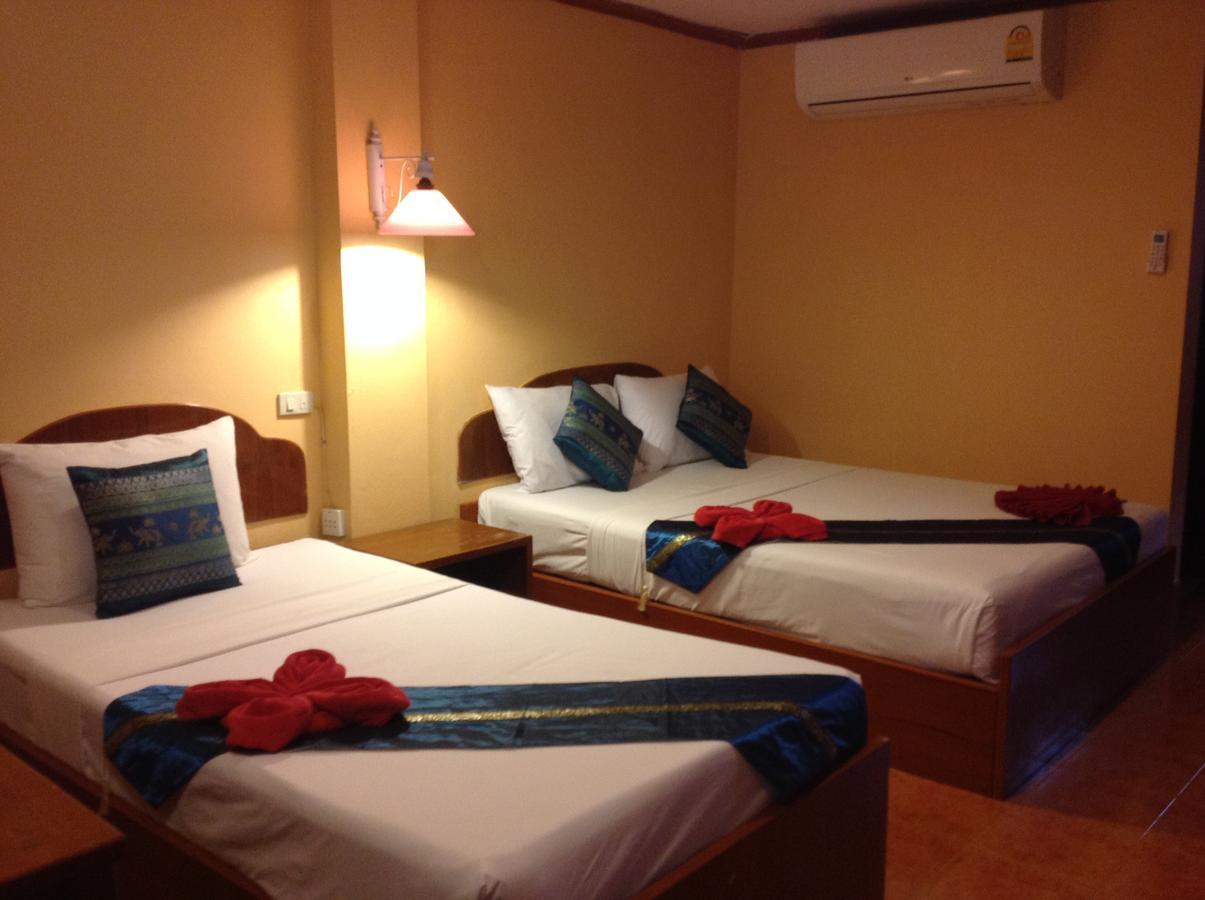 Coconut House Chaweng Hotel 2*