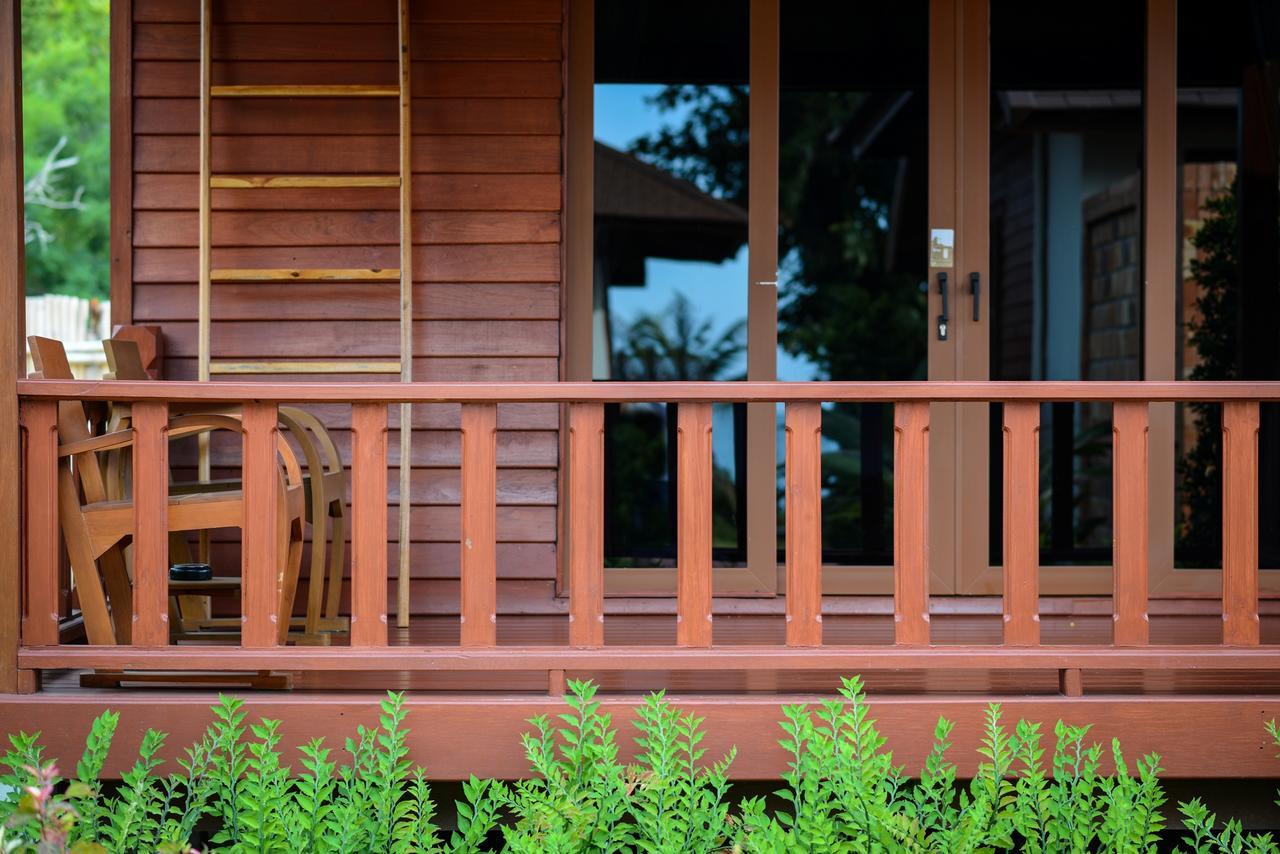 Pingchan Koh Phangan Beachfront