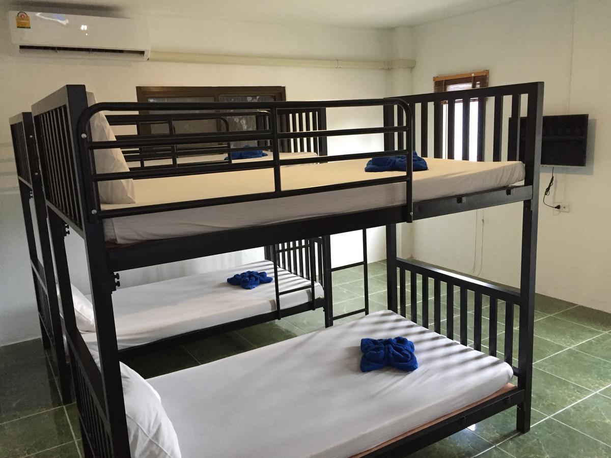 Lanta Sabai & Hotel