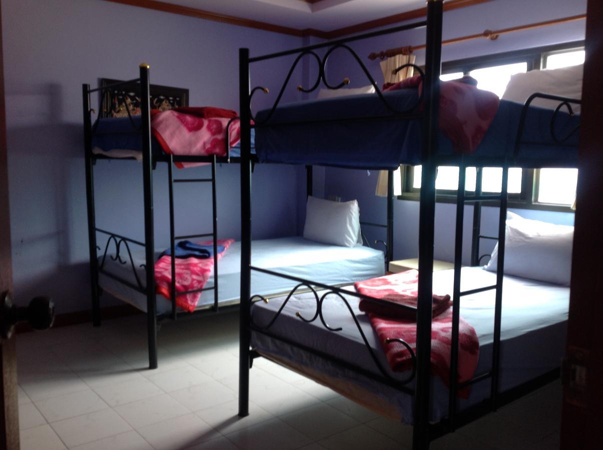 Coconut House Chaweng Hotel 2*
