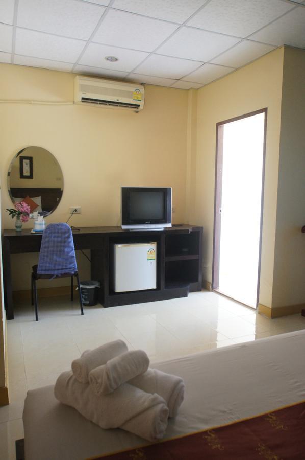 R.t. Khao Lak