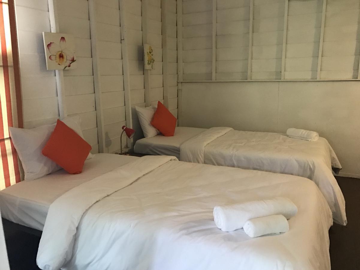 Sunshine Hotel 2*