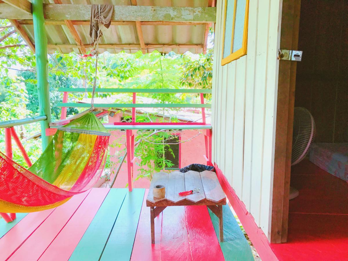 Hippy Hut Hotel