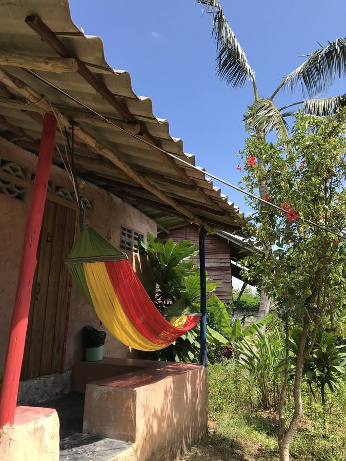 Hippy Hut