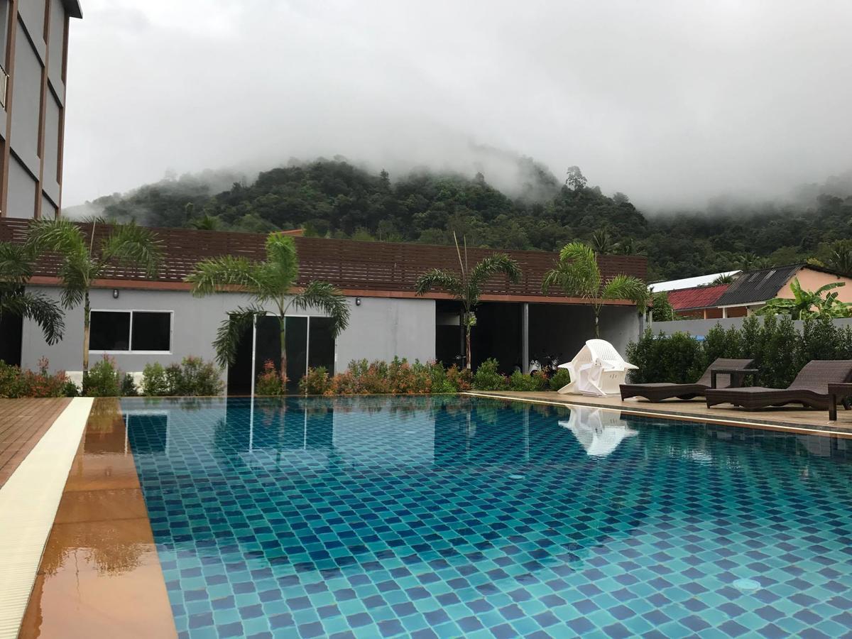 Aonang Sea Valley Hotel 3*
