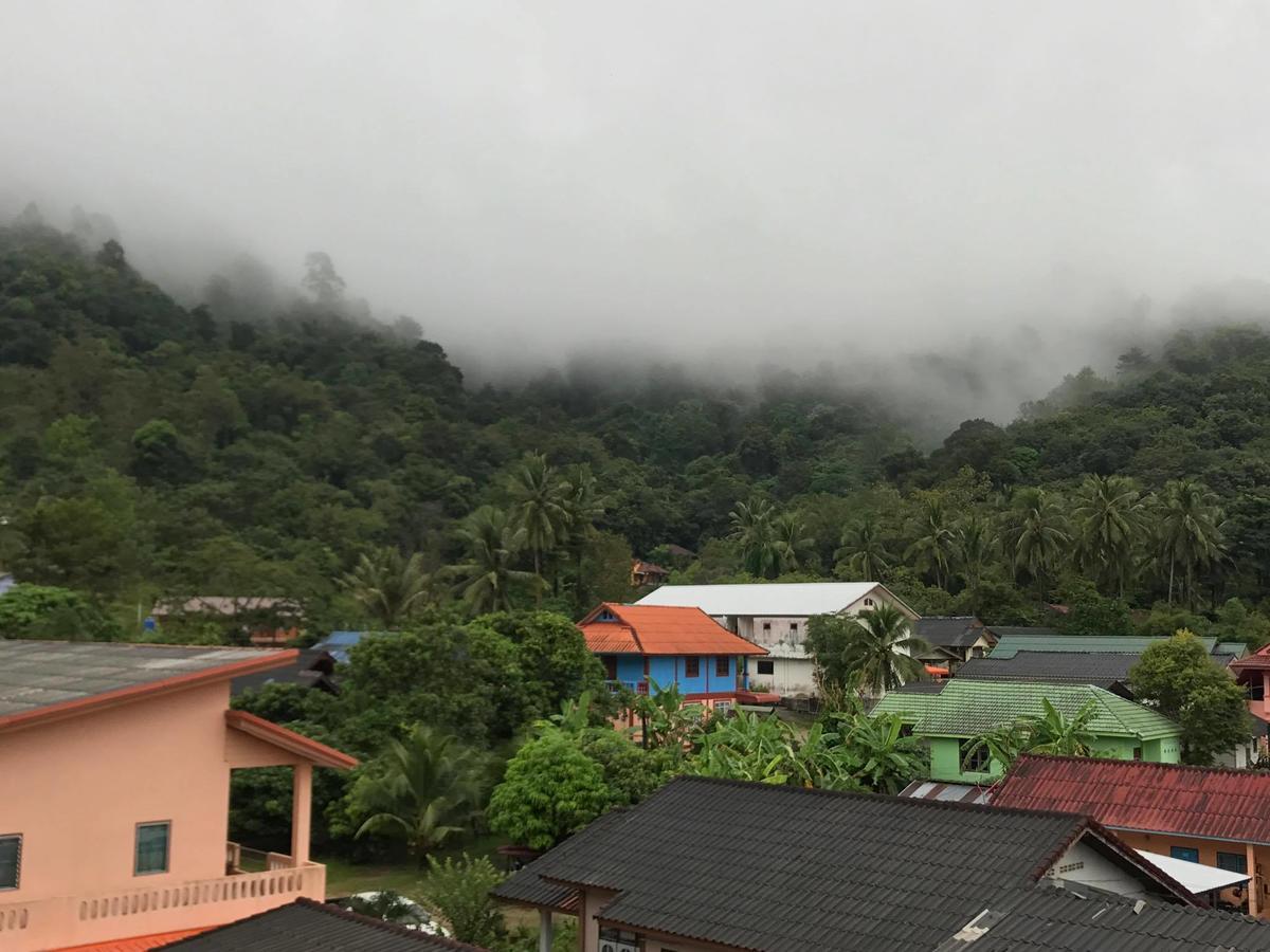Aonang Sea Valley Hotel 3*