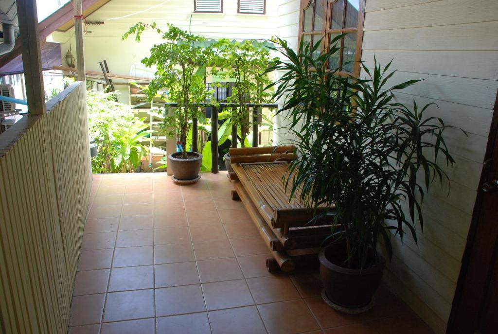 Hostel October Phi Phi Don