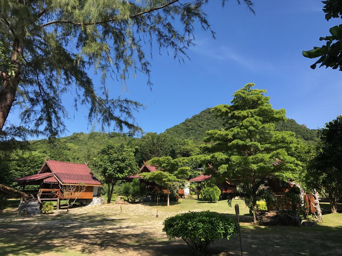 Hotel Angthong Koh Phaluai
