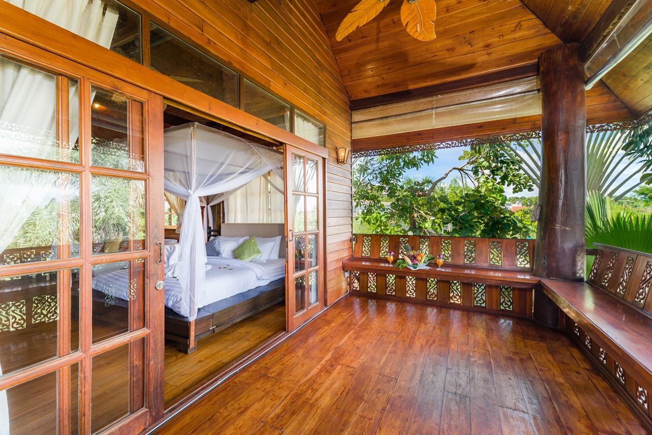 Grand Luxurious Imperial Thai By The Beach Resort Choeng Mon