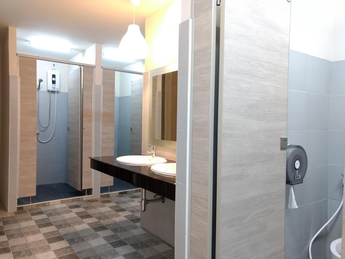 Rama9 Kamin Bird Albergue *