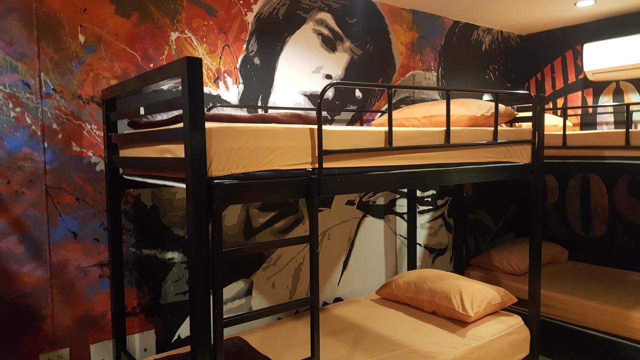 Lazy House Shenanigans Hostel *
