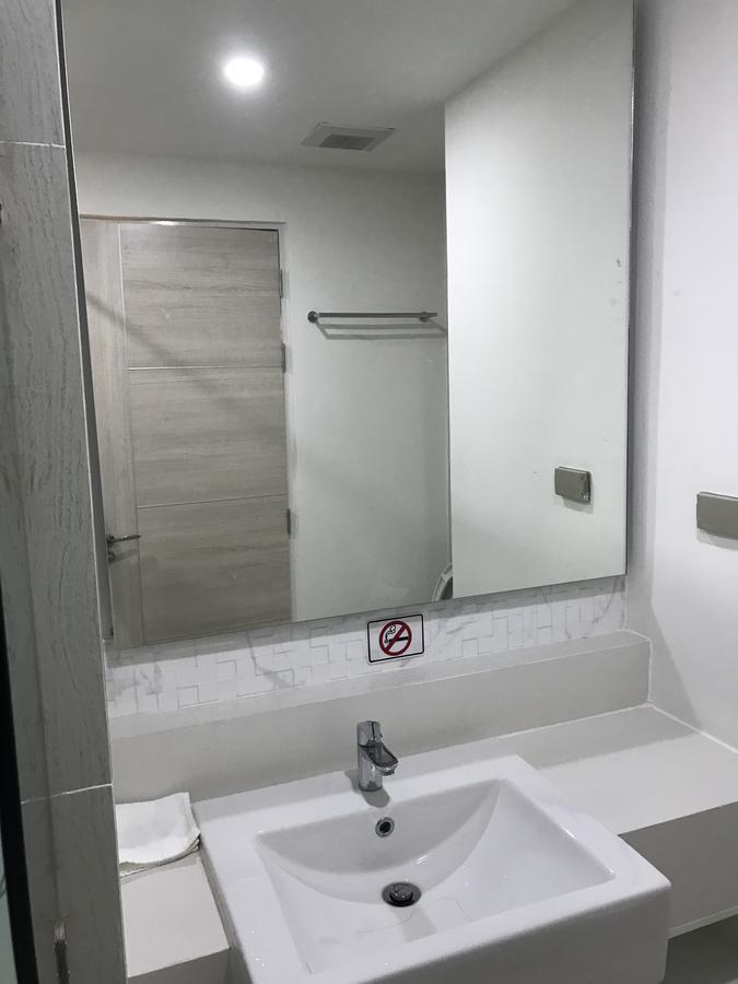 Seven Seas By Pool Access Apartment