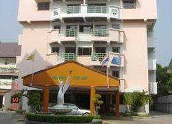 Tanawit & Hotel