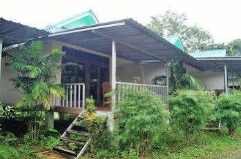 Phangan Farm 2*