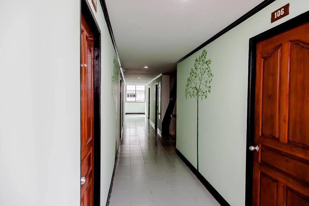Hotel Barfly Pattaya 2*