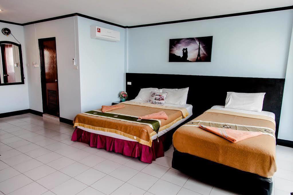 Barfly Pattaya Hotel 2*