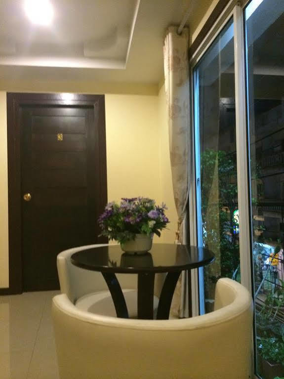 Guest house Joy House 2*