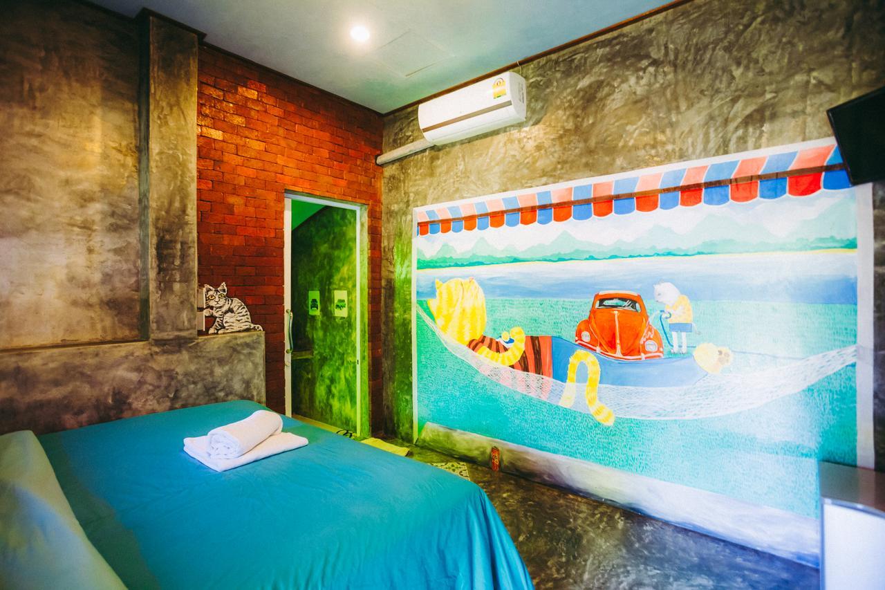Sawasdeepai River Guest house