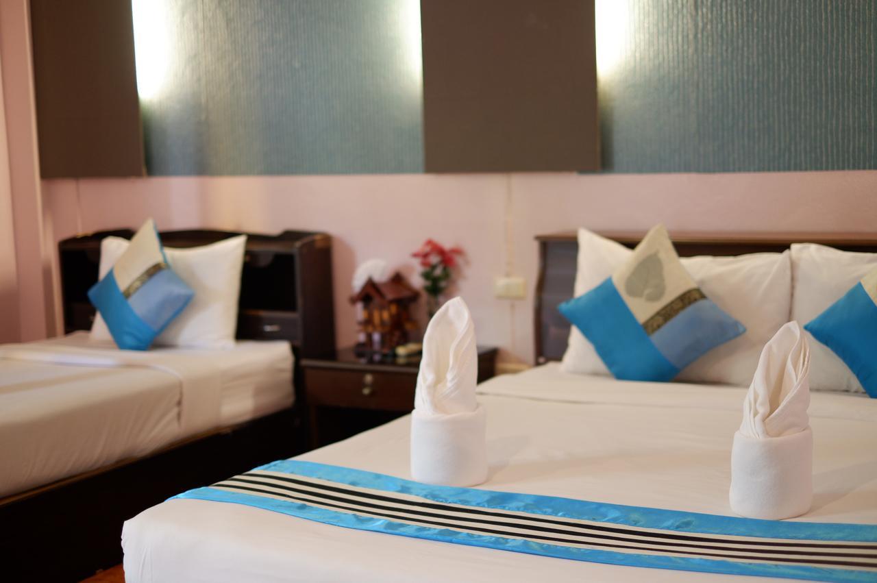 Khaolak Grand Hotel 3*