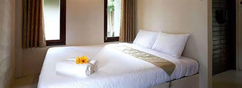 Hutcha Resort
