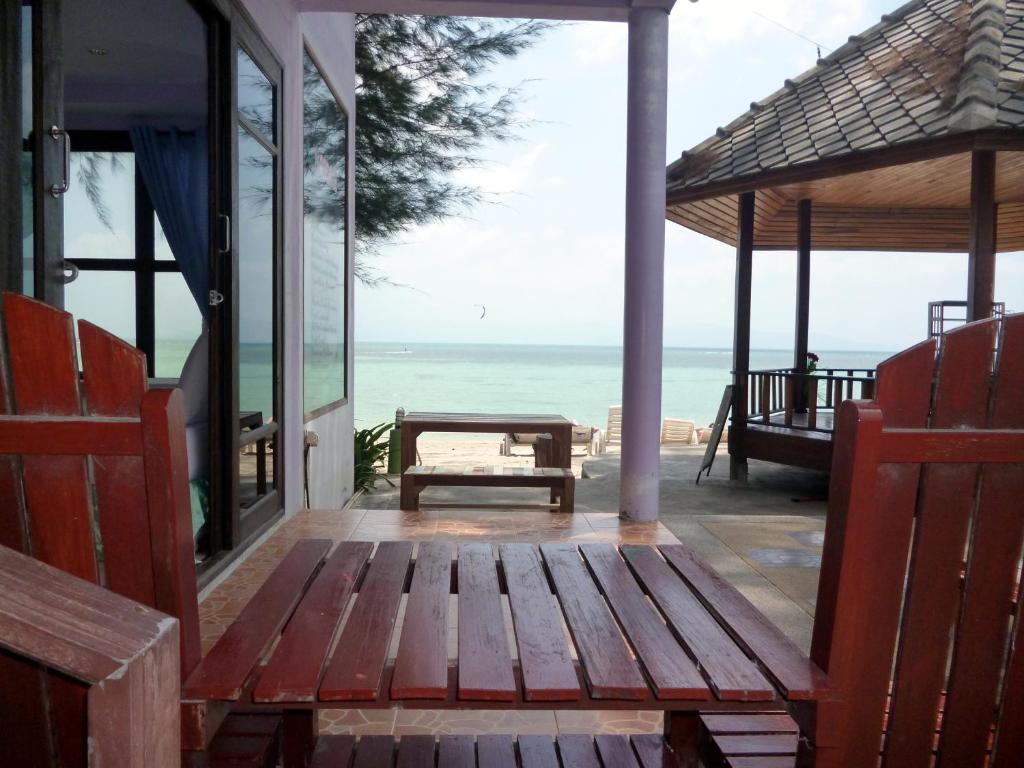 Siraya Beachfront 3*