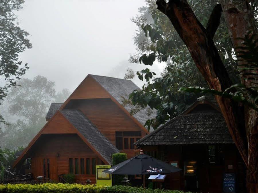 32 Coffee Hill & Resort 4*