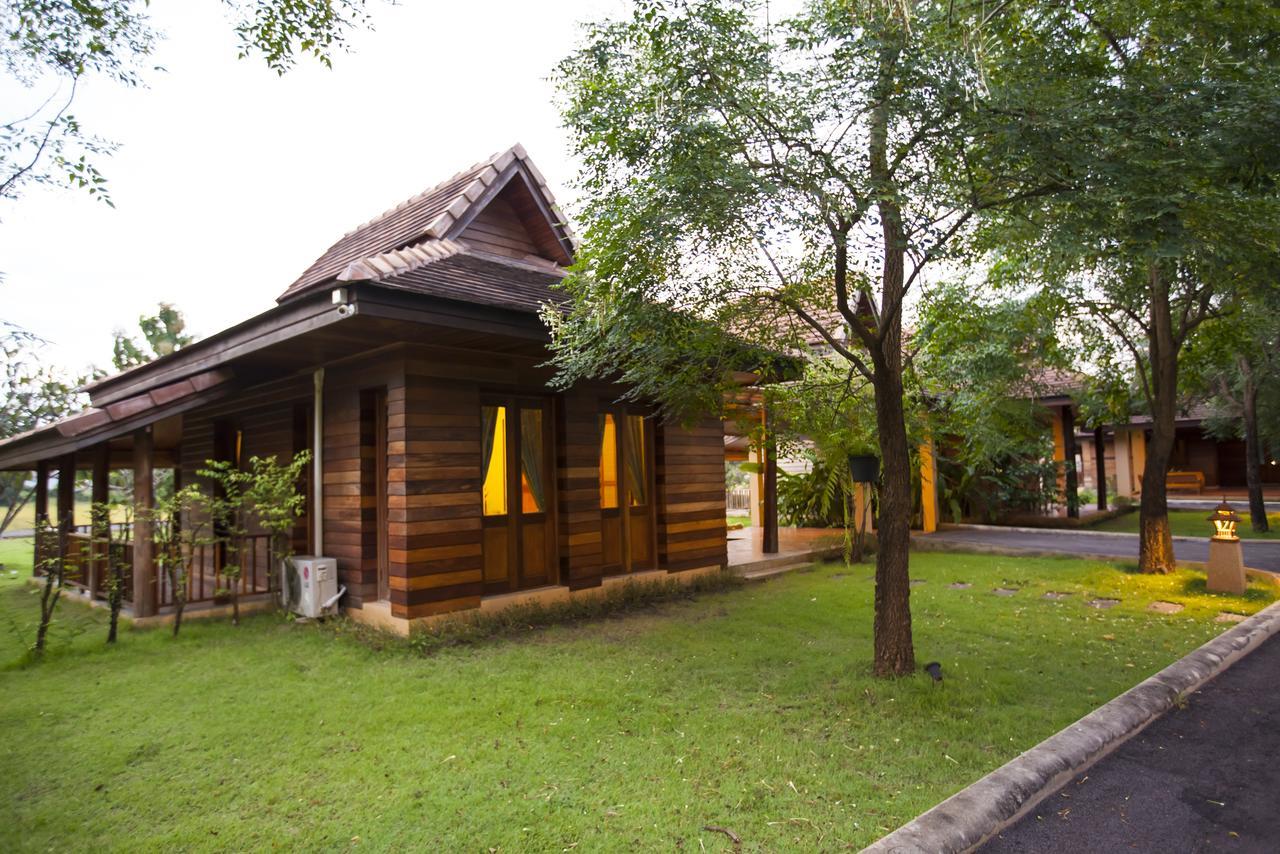 Karina Hotel
