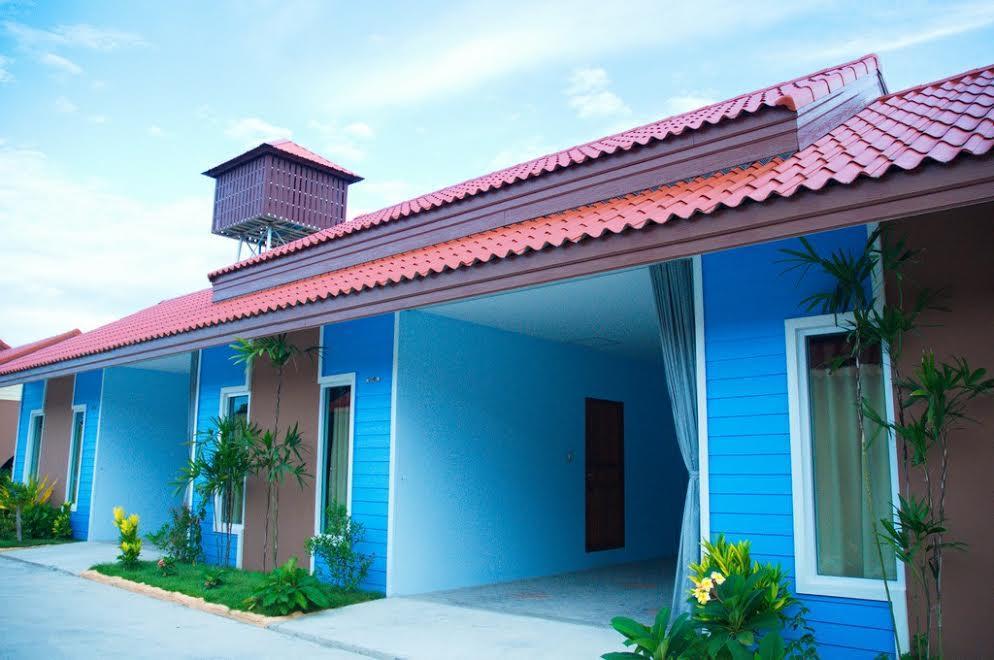 Resort Naitawan 2*