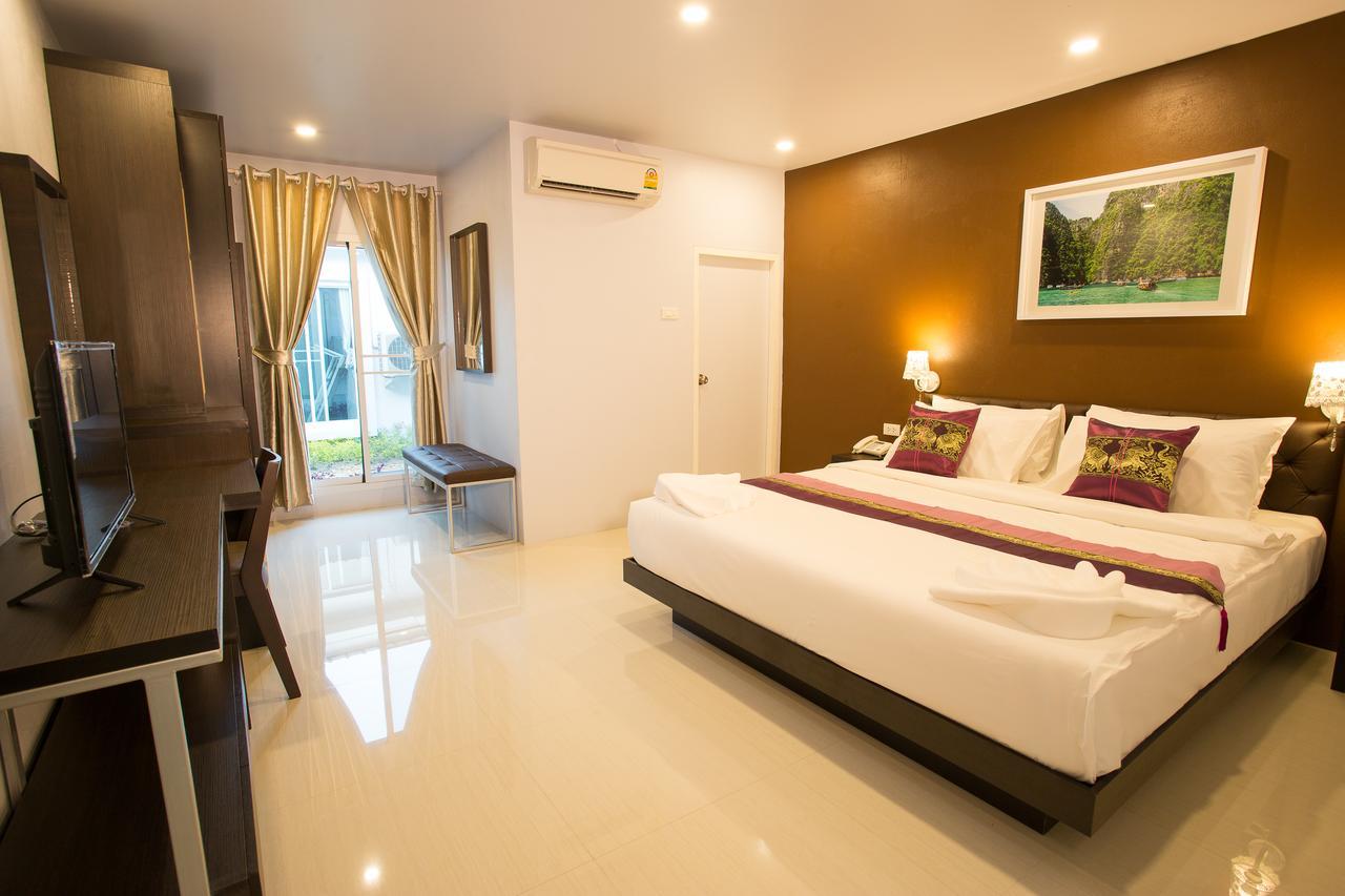 Pongsakorn Boutique Banguecoque