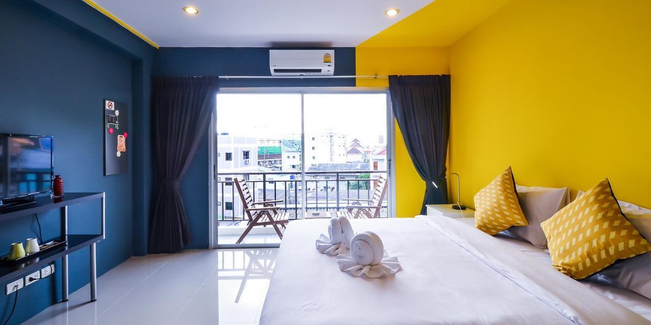 Hotel Two Color 2*