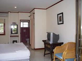 Jinta Hotel 2*