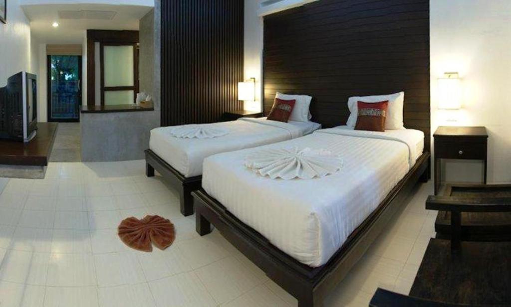 Hotel Holiday Park 3*
