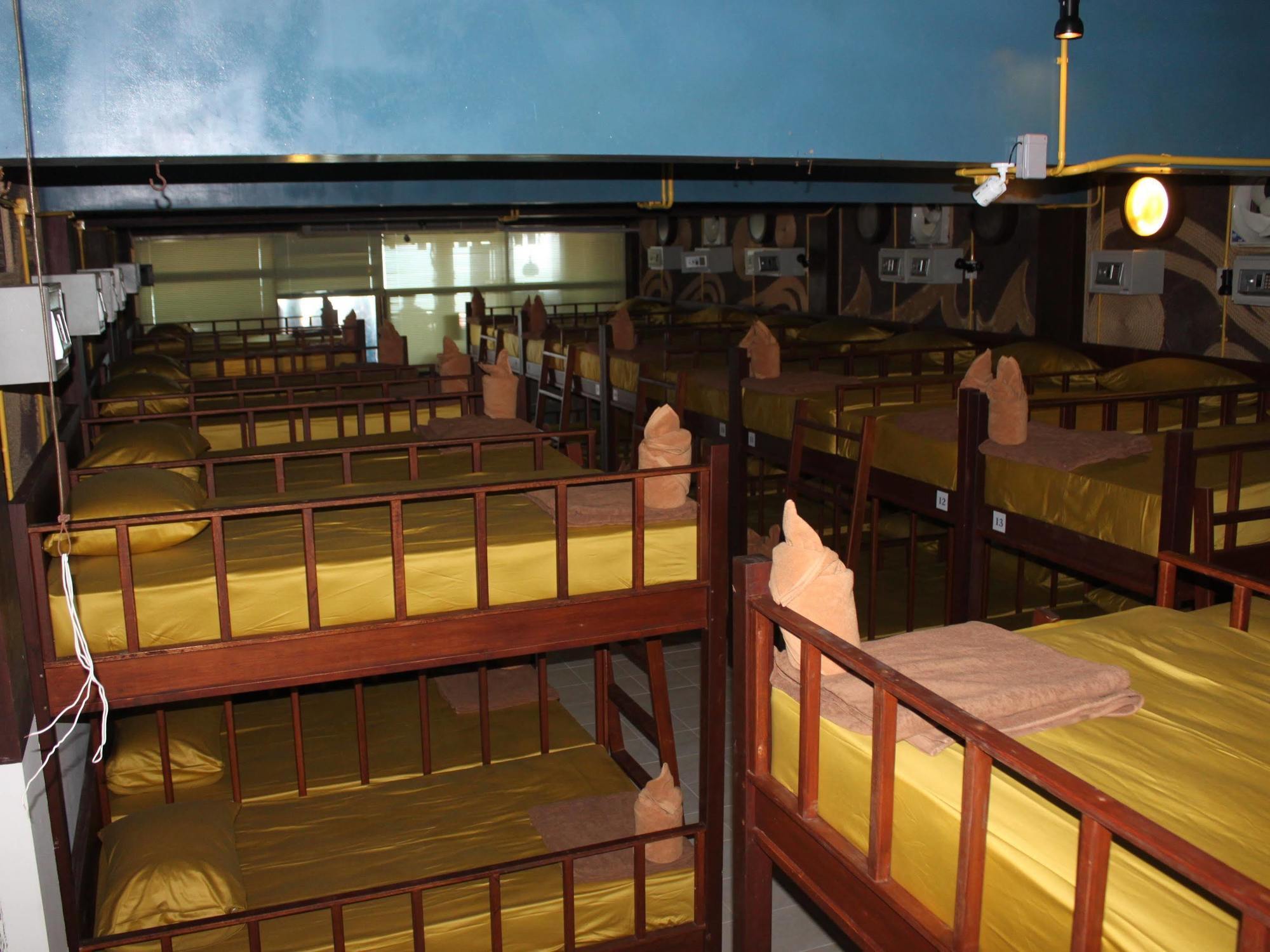 The Ship Hostel Ko Pha Ngan