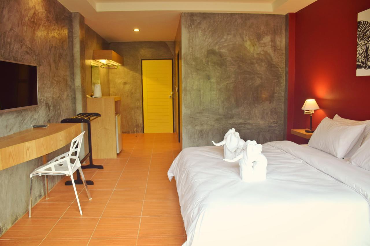 Hotel At Khaolak