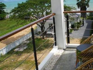 Hotel 5ive House