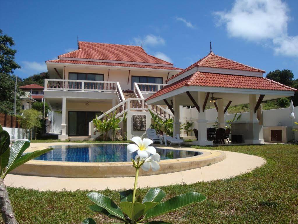 Baan Dorkbua Villa Villa